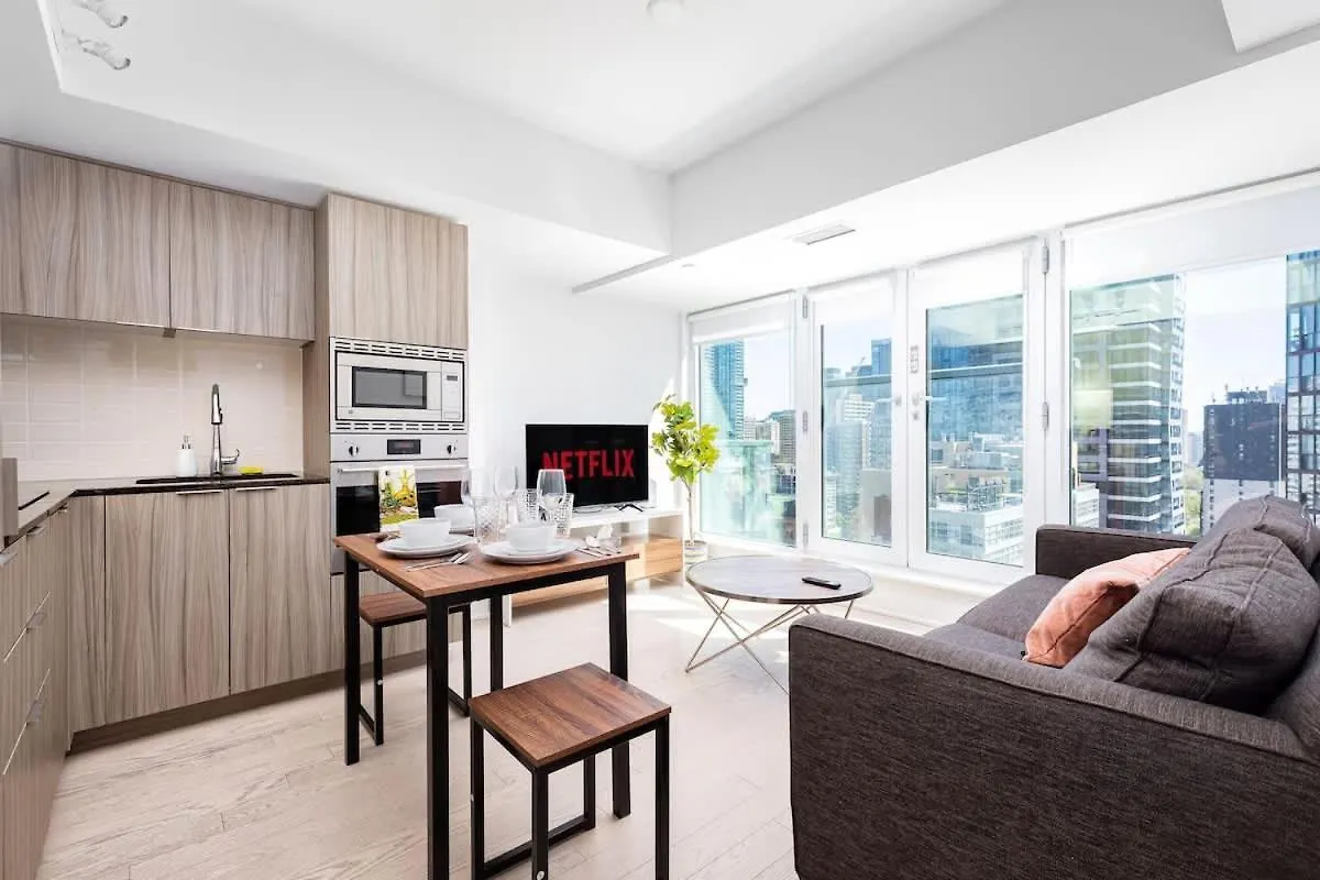 Work And Relax In Our 1Br Dt Apartment Toronto Canada