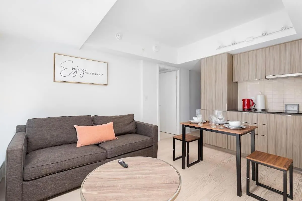 Work And Relax In Our 1Br Dt contacts